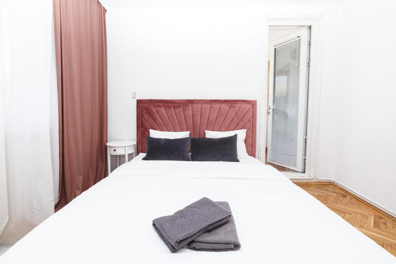Color Ap Calea Victoriei 12C Apartment Bucureşti Exterior foto